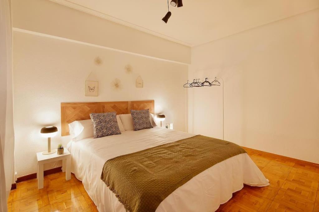 Apartamento Maura 2 Dormitorios Oviedo Exteriér fotografie
