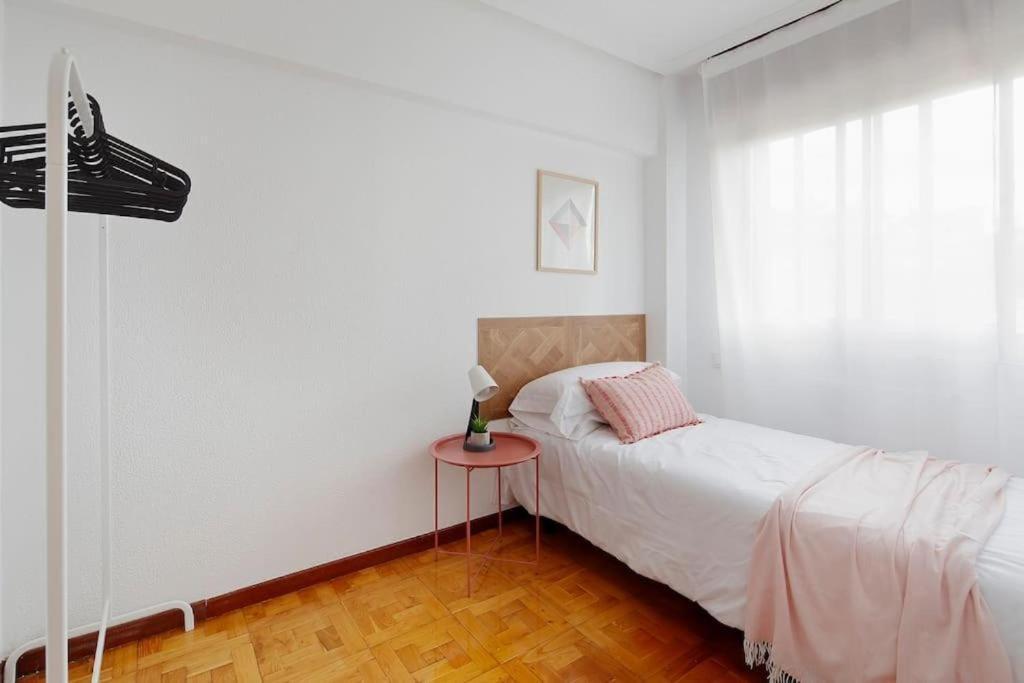 Apartamento Maura 2 Dormitorios Oviedo Exteriér fotografie